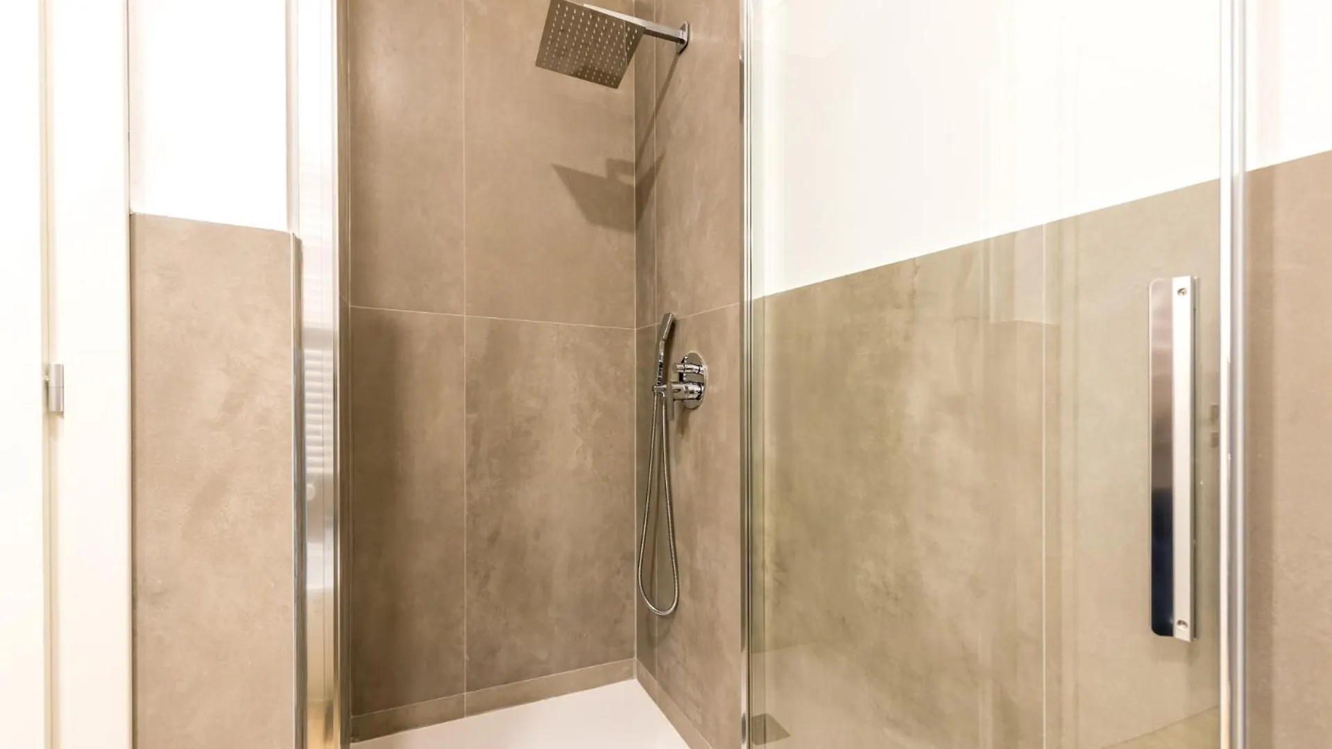 Guest Planet - Fondazione Prada'S Two Rooms Suite Milan Appartement